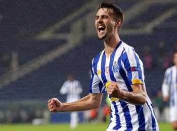 Fabio Vieira Arrives at Arsenal